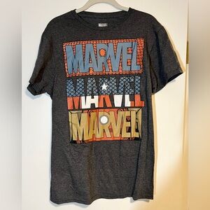 Marvel mens Medium t-shirt